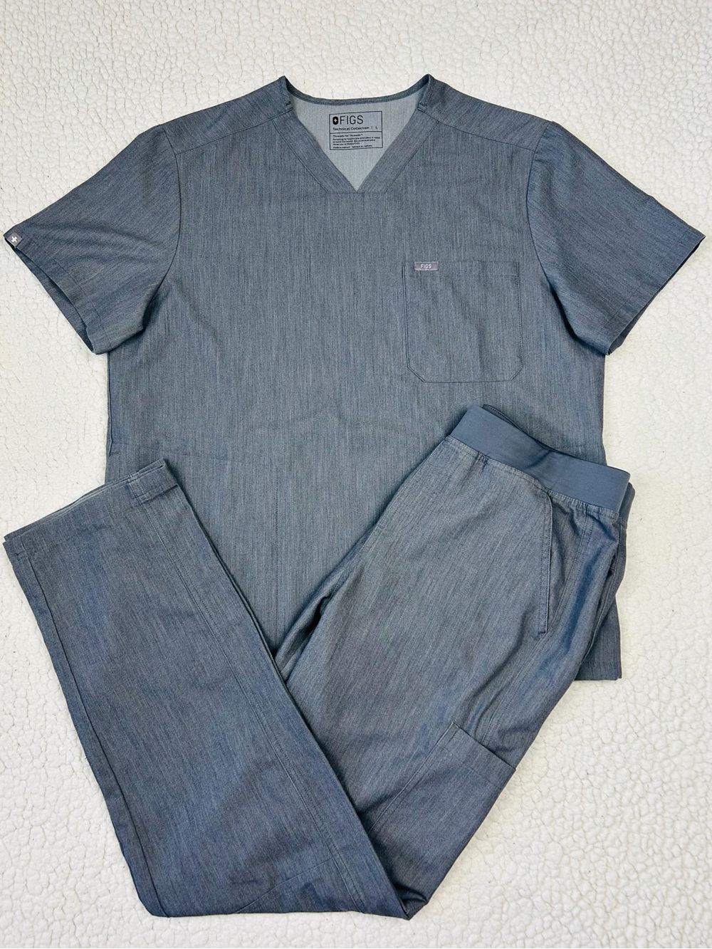 FIGS Scrub Set Technical Collection Men's L Gray Chisec Top Straight Leg Pants